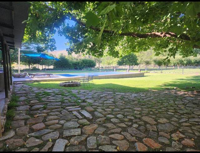 4 BEDROOM HOUSE FOR SALE IN NIEU BETHESDA